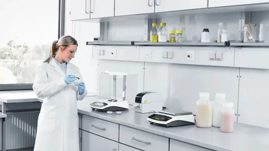 Guía para comprar y mantener una balanza de laboratorio