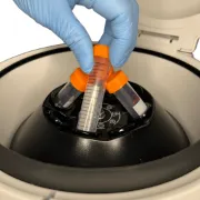 Centrífuga de mesa con rotor angular para 8 tubos PRP-8